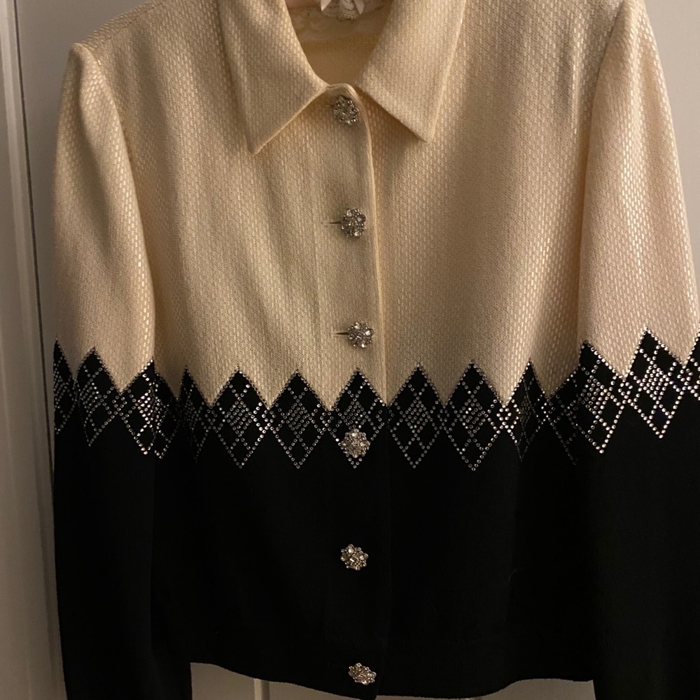 St John Top